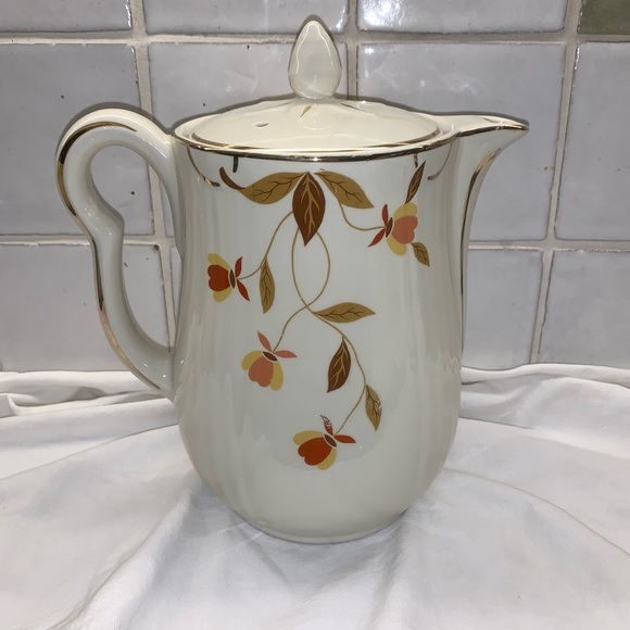 Hall’s Superior Other - Vintage Hall’s Superior Autumn Leaf 8 Cup Coffee Pot & Lid